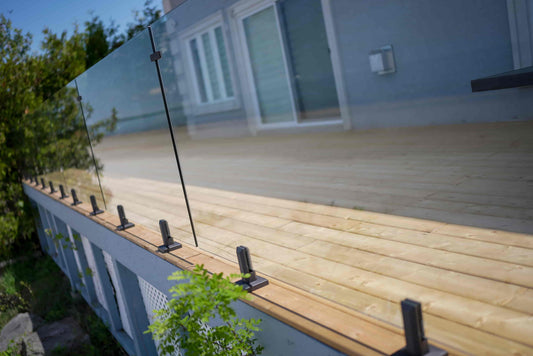 Imperméabilisation Garde-Corps Verre : Guide Complet Protection Saisons Canada